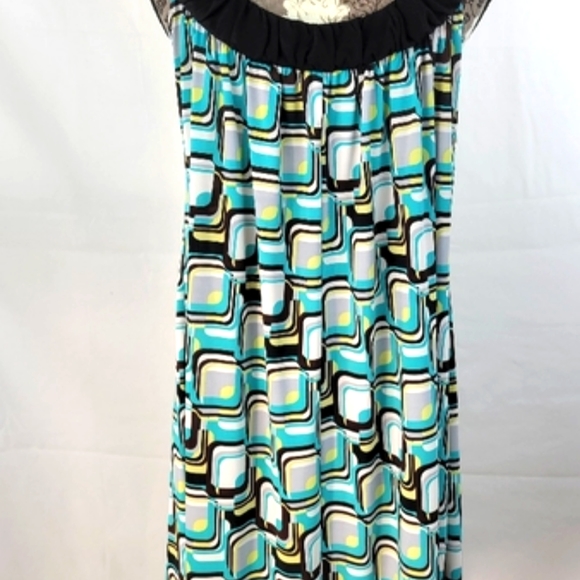 BLOOMING ROSE DRESS - Picture 4 of 6